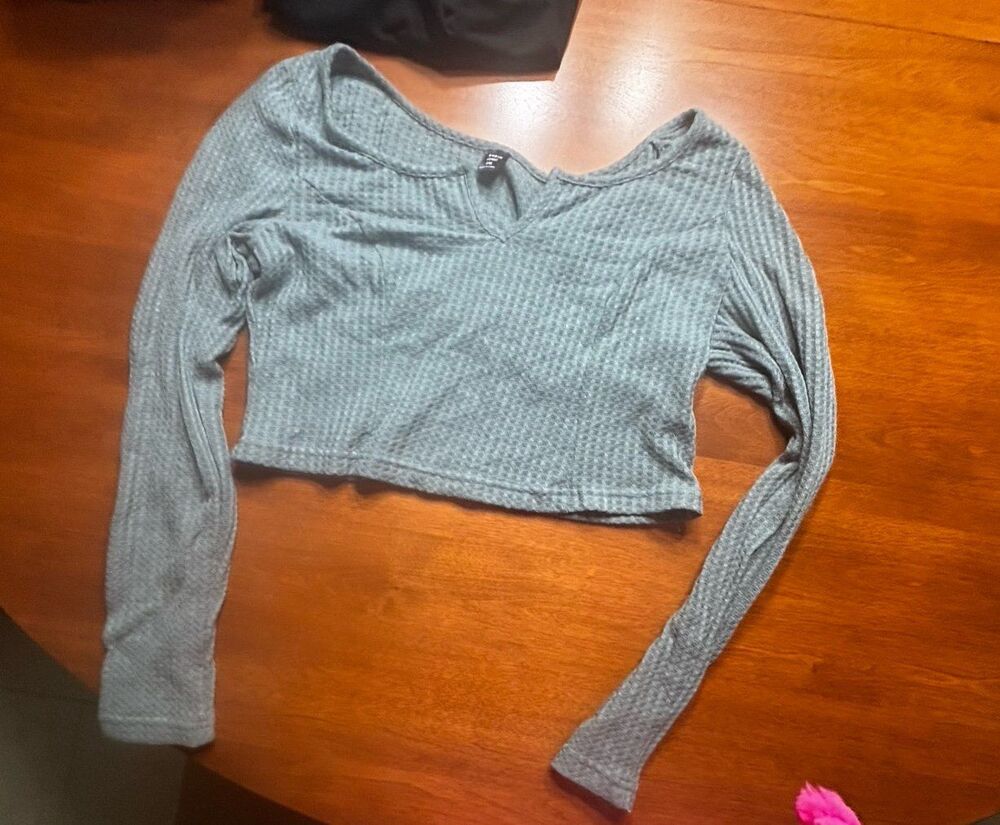 CURVE Sweater Crop Top